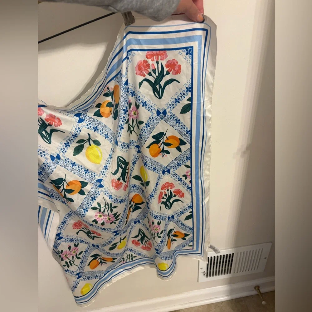 Old Navy Satin Floral / Citrus Wrap - Picture 2 of 5